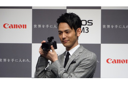 妻夫木聡、オペラ座屋上に登る! キヤノンEOS M3のCMは日本初のロケ 画像