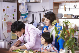 竹内結子と劇団ひとり夫婦に……竹内のアドリブにひとり動揺? 画像