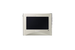 世界最薄! 厚さ8mmの3型ワイド有機ELディスプレイ搭載ポータブルワンセグテレビ——直販29,800円 画像
