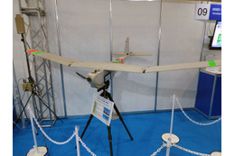 災害時の空飛ぶ電波塔！…NICTの「小型無線飛行機を使用したワイヤレス中継伝送技術」 画像