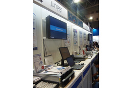 【Interop 2015 Vol.57】ジュニパー、独自のASICを搭載した100GbEスイッチ