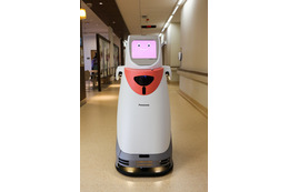 パナソニックの自律搬送ロボット「HOSPI」、シンガポールの総合病院に導入 画像