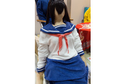 【ギフト・ショー秋2015】男性用、セーラー服形の部屋着 画像