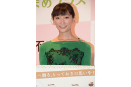 杏、エプロン姿で料理の腕前を披露! 東出家の食卓によく出るメニューも紹介 画像