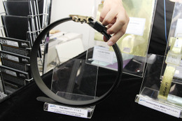 ベルトでスマホを充電!? FLCBを内蔵したプロトタイプが展示……ウェアラブルEXPO 画像