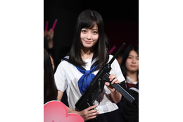 橋本環奈、セーラー服で登場! あまりの可愛さにJC&JK熱狂 画像