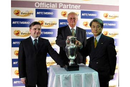 NTT ComがサッカーUEFA EURO 2004公式スポンサーに。本日正式オープンの「uefa.com日本語版」では独自コンテンツも 画像