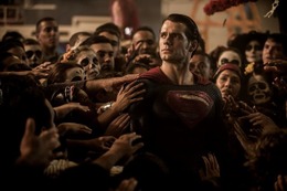 「バットマンvsスーパーマン」は3バージョン上映に! 特殊効果が異なる 画像