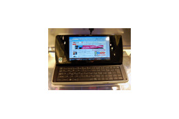 【WILLCOM FORUM & EXPO 2008 Vol.2】EXPOで長蛇の列!注目のWILLCOM D4とは 画像