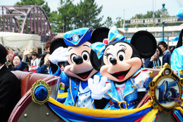 東京ディズニーシー15周年イベント!ミッキー&ミニーも特別衣装であいさつ 画像