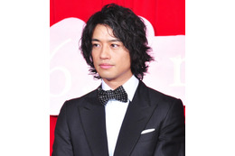 斎藤工、妄想炸裂！　「人を全裸で想像する」 画像