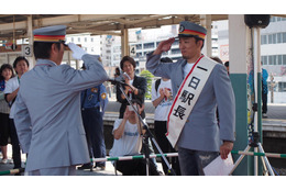 ファンキー加藤、ロケ地で1日駅長に 画像