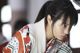 広瀬すず映画初主演作『ちはやふる』がDVD&Blu-rayになって登場! 画像