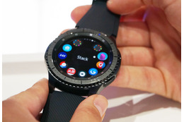 LTE/3Gの通信機能搭載！サムスン、新スマートウォッチ「Gear S3」（動画）【IFA 2016】 画像