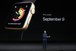 au、Apple Watch Series 2の価格を発表!金利ゼロで24回分割払いに対応 画像