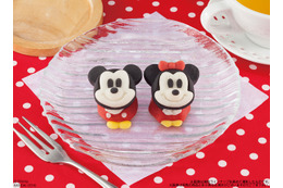 ミッキーとミニーがかわいい和菓子に! 画像