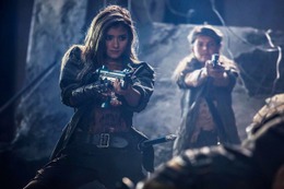 ローラが銃を構え「撃つよ」!『バイオハザード:ザ・ファイナル』セリフ映像解禁! 画像
