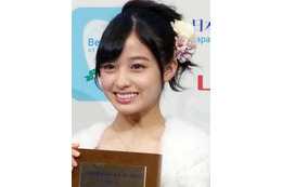 橋本環奈、新曲アナウンス!大人セクシーなジャケットも公開 画像