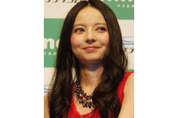 ネットニュース登場ランキング1位はベッキー!2位はもちろん...... 画像