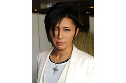 GACKT、ざわちんのものまねメイクに反応！「他人なのに凄い！」と絶賛 画像