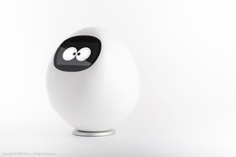 大切な家族をロボットで見守り!専用アプリのiOS版が登場 画像