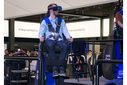 サムスン「Gear VR」で戦闘機によるきりもみ飛行を体験!……MWC2017 画像