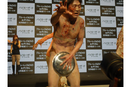 藤田ニコル、アキラ100%の裸芸「脱いでるので安村より好き」 画像