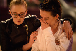 アリアナ・グランデ、爆発事件に「言葉がありません」とツイート!ケイティ・ペリーらもコメント 画像