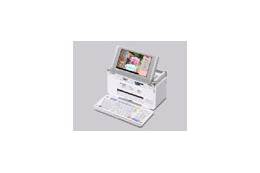 カシオ、タッチパネル付き7V型液晶ディスプレイ搭載のデジタル写真プリンタ 画像