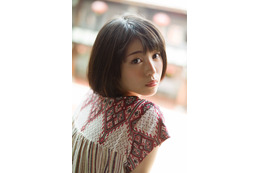 『君の膵臓を食べたい』ヒロインの浜辺美波が写真集!「小さな冒険」に挑戦 画像