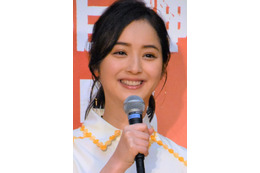 佐々木希、ウエディングドレス姿公開!「渡部さんとはいつですか?」と熱望の声も 画像