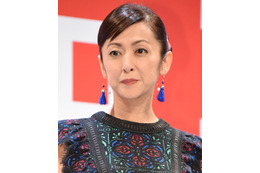 斉藤由貴、中高時代の癖は「鏡の前で一人でしゃべること」 画像