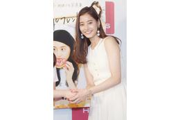 新木優子、ファースト写真集は「120点です!」 画像