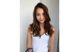 “テラハ史上No.1美少女”Niki、「世界で最も美しい顔100人」にノミネート! 画像
