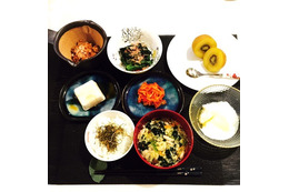 平愛梨、“おうちごはん”を公開!「長友さんが羨ましい」「理想の朝食」 画像