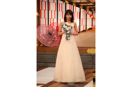 加藤綾子がウェディングドレス姿を披露&結婚について言及 画像