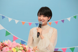 「わろてんか」葵わかな、監督に「変顔」写真を100日間送り続けていた!? 画像