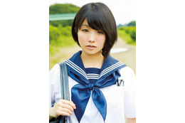 人気コスプレイヤー・くろねこ、1st写真集『KURONEKO』発売!記念イベントも! 画像