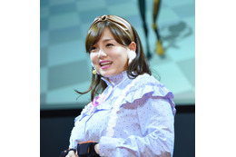 篠崎愛、3年ぶりの写真集発売!「NGだったダイタンなショットにも挑戦しています」 画像