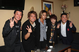懐かしい!『人に優しく』のメンバーが4人同時に久々の再会 画像