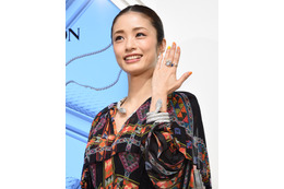 テレビCM放送回数ランキング、女性1位は上戸彩！、男性1位は濱田岳に決定 画像