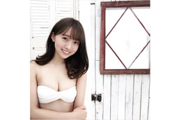 スパガ渡邉幸愛、美乳際立つグラビアオフショット公開! 画像