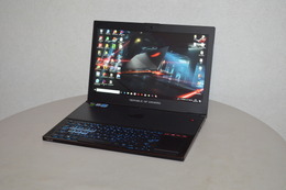 持ち歩ける3Dゲームワールド。VRにも対応する「ROG ZEPHYRUS GX501」