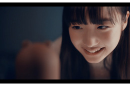 元「JSガール」専属モデル・内田珠鈴、初出演のテレビCMが思わず胸キュン! 画像