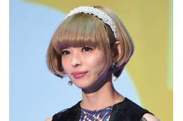 最上もが、上半身ヌードの美背中ショット公開!「あまりにもセクシー」の声 画像