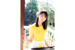けやき坂46・小坂菜緒、初々しいグラビアを披露! 画像