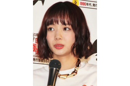 岡田紗佳、バニーガール風ビキニ姿披露!? 「パーフェクトボディ」と注目 画像
