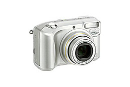 ニコン、8.3倍ズーム搭載の4Mデジカメ「COOLPIX4800」 ズームボタンを深く押せば高速ズームに 画像