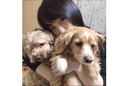 川栄李奈、愛犬との写真がかわいすぎると話題!「犬になりたい」の声も 画像