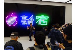 Apple新宿グランドオープン！1,000人を超える大行列が